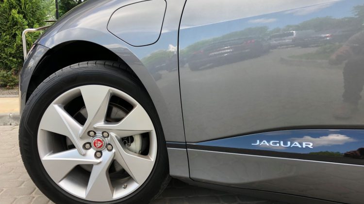 Jaguar-I-Pace-SE-artenergomotor-3